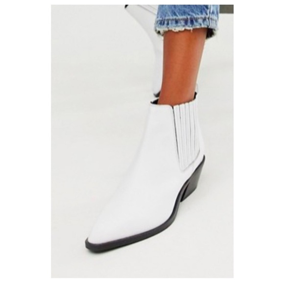 NWOB ASOS Women’s Leather Western Heel Chelsea Boot - Picture 2 of 15